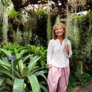 Meet your Posher, Laura